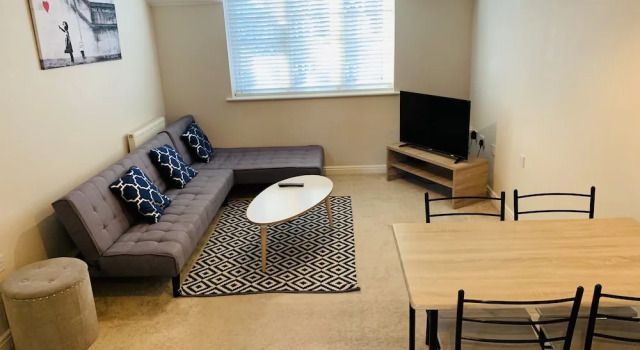 Zebra Serviced Apartments at Fern Place, 预订 公寓 Farnborough 萨里