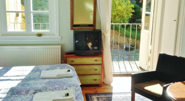 JANTZENs HOTEL, Book Hotel Hotels in Bornholm with Parking, Parking