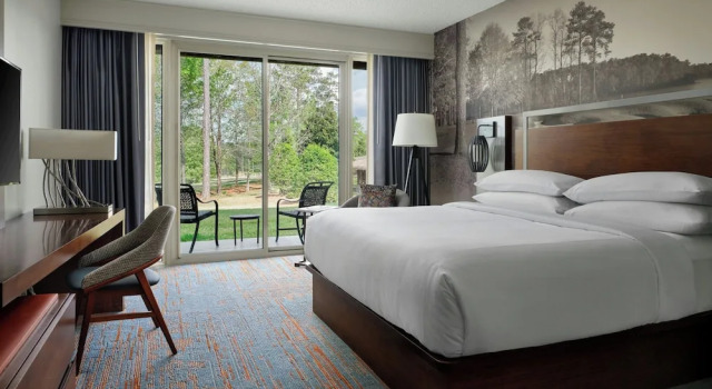 Двухместный номер Standard с балконом Auburn Marriott Opelika Resort & Spa at Grand National