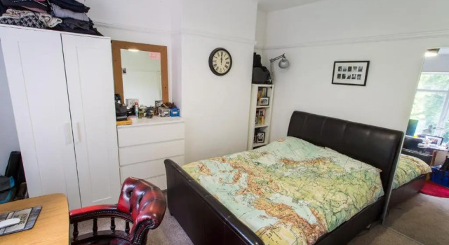 36B Burton Road