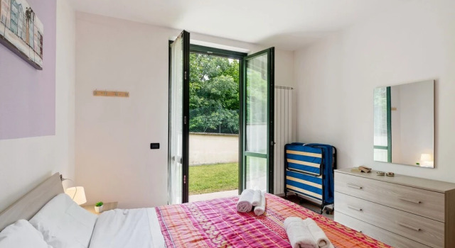 Elegant Apartment in Sulzano With Swimming Pool, Book Lejlighed Sulzano Lake Iseo