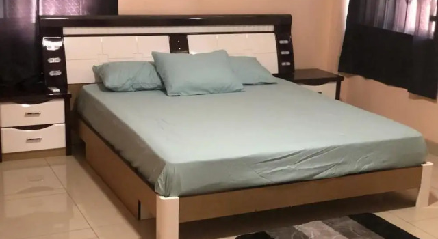 Апартаменты Loyeda Place