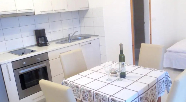 Семейные апартаменты с видом на море Apartments Toncic
