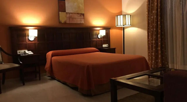 Полулюкс Hotel Sierra Hidalga