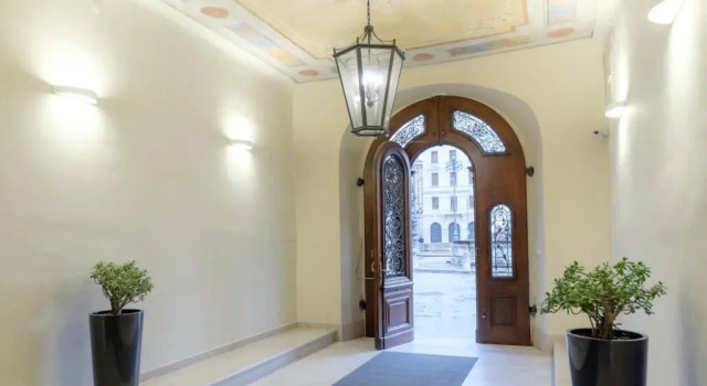 6 Ponterosso - Luxury Attic, Забронировать Отель Отели в центре Триеста, в центре