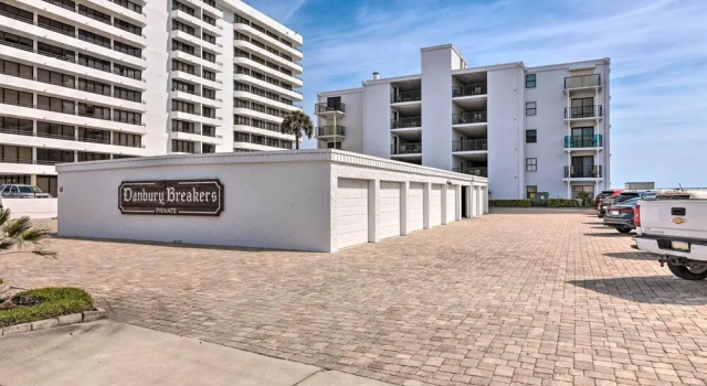 Oceanfront Retreat w/ Beach & Resort Access!