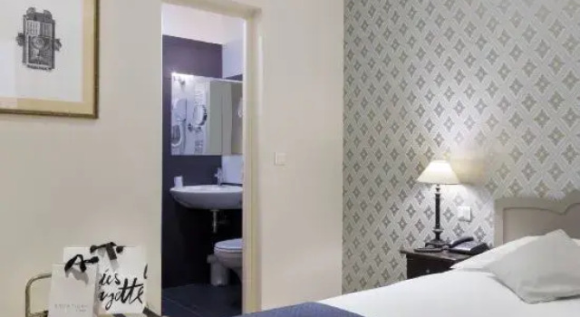 Номер Comfort Hotel Mogador