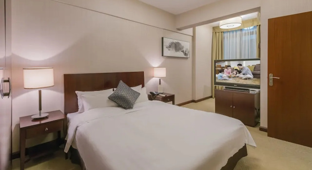 Номер Deluxe с 2 комнатами с балконом Springdale Serviced Residence Guangzhou