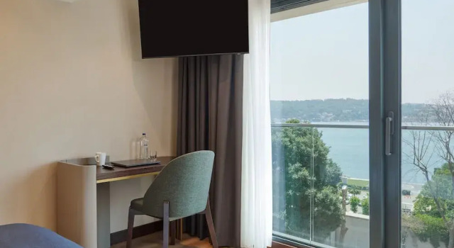Номер Premium Çırağan Hotel Bosphorus