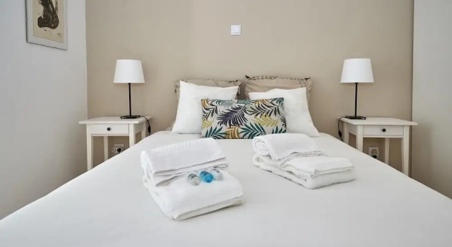 Estrela Guesthouse, Забронировать Апартаменты/квартира Отели в центре Campolide, в центре