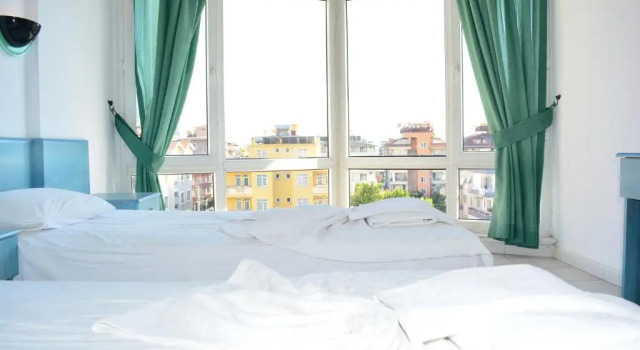 Апартаменты Cleo Hotel
