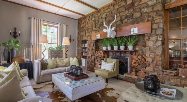 Lairds Lodge