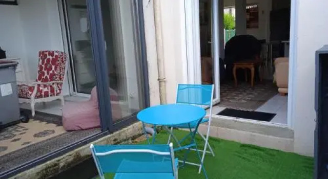 Abri Moliere, Rezervovat Hotel Hotely v Hautes-Pyrénées s parkováním, Parkování