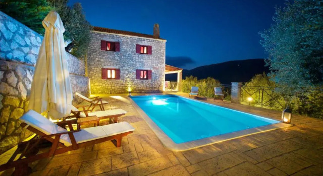 Вилла Luxury Pilikas Luxury Villas