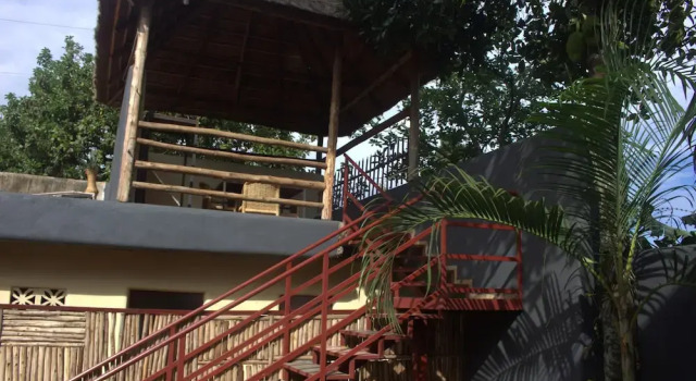 Montane Safaris Hotel, Entebbe, Забронировать Отель Отели Энтеббе 3 звезды, рядом с Victoria Mall Entebbe, 3*