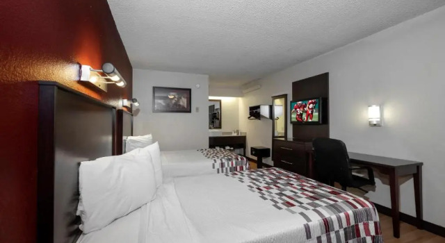 Четырёхместный номер Standard Red Roof Inn Washington DC-Lanham