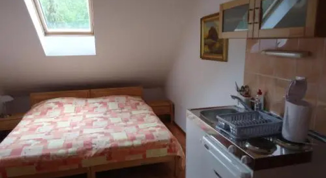 Kora Panzio, Rezervovat Hotel Tihany 