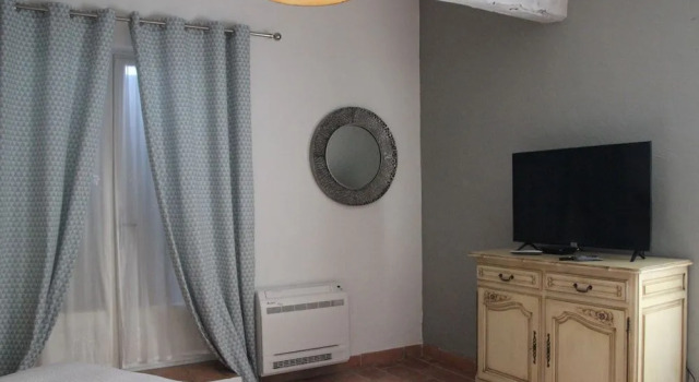 Hameau Fleur de Pierres B&B, Rezervovat Penzión se snídaní Murs Luberon