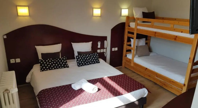 Трёхместный номер Hotel les Commercants