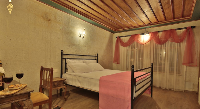 Семейный люкс с 2 комнатами с видом на горы Jacobs Cave Suites - Cappadocia