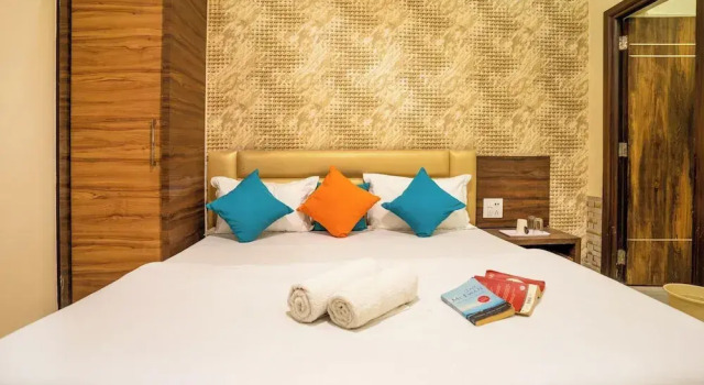 Номер Deluxe goSTOPS Amritsar, Golden Temple