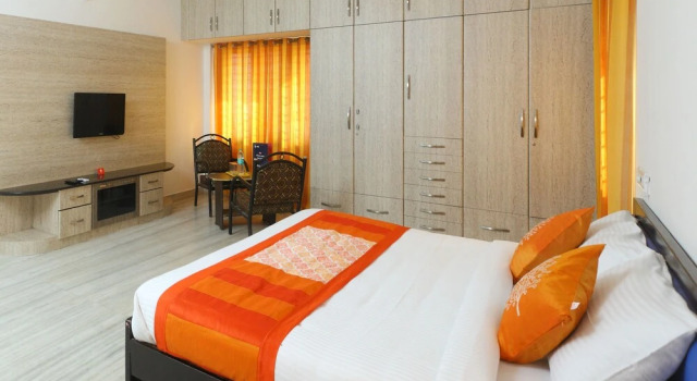 OYO 12492 Blue Ocean Hotels and Resorts, Забронировать Отель Отели штата Тамилнада с бассейном, Бассейн