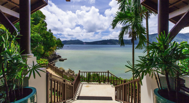 Курортный отель Amari Phuket