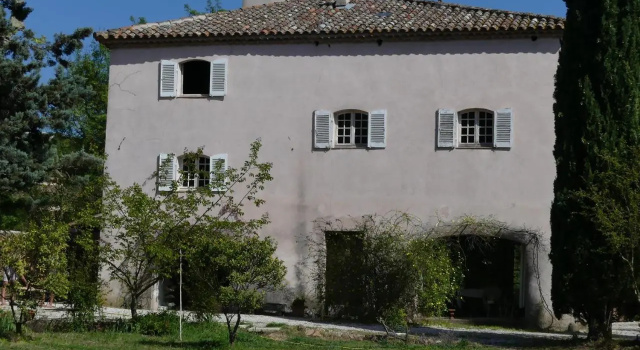 Le charme d'une vieille bastide provençale, Rezervasyon Otel Sollies Pont havuzlu oteller, Yüzme Havuzu