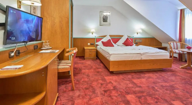 Hotel St. Georg Garni, Забронировать Отель Целле Люнебургская пустошь