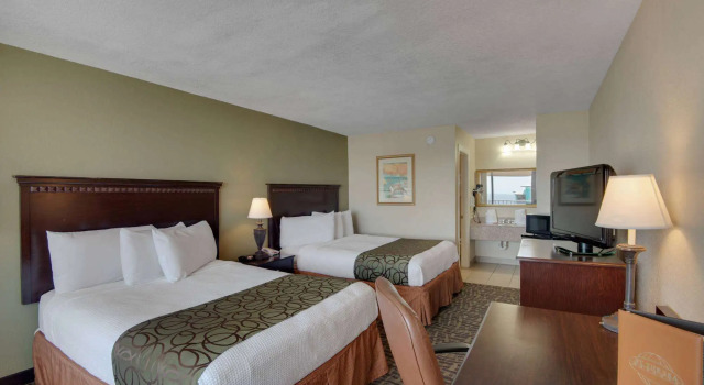 Baymont by Wyndham Panama City Beach, Забронировать Отель Панама-Сити Панхэндл Флорида, рядом с Загородный клуб "Сигнал Хилл"