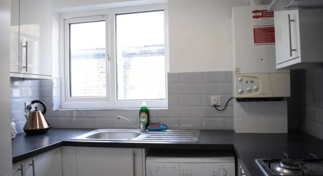 Bright 2 Bedroom Flat in East Dulwich
