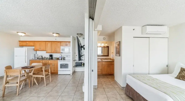 Номер Standard Waikiki Banyan Condo With Panoramic 37th Floor Ocean Views
