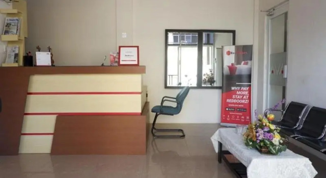 RedDoorz near Akademi Kepolisian Semarang