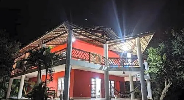 EcoPousada Casa Vermelha, Забронировать Отель Мата-ди-Сан-Жуан Costa dos Coqueiros