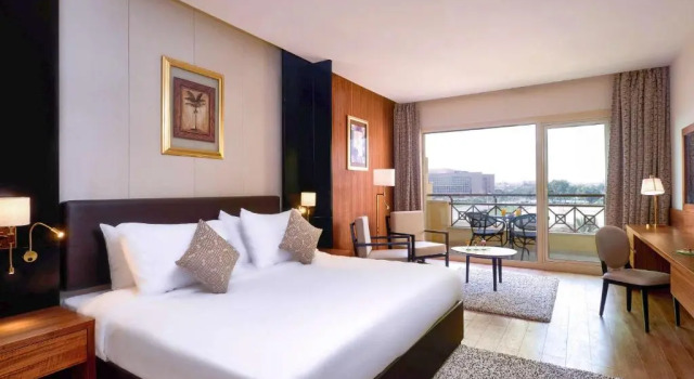 Двухместный номер Executive Mövenpick Hotel Cairo - Media City