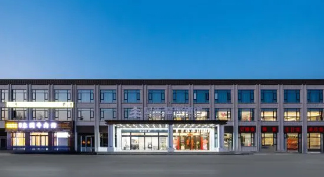 Xinghe Hot Spring Hotel, Забронировать Отель Отели Лоян с парковкой, Парковка