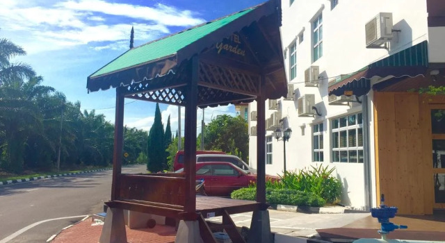 Semerah Garden Hotel, Book Hotel Pontian Johor