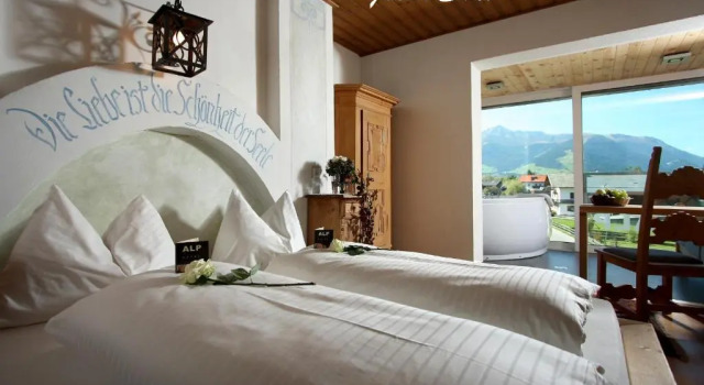 Полулюкс Alp Art Hotel Götzens
