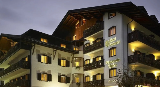 Hotel Dolomiti, Забронировать Отель Отели в центре Моэна, в центре