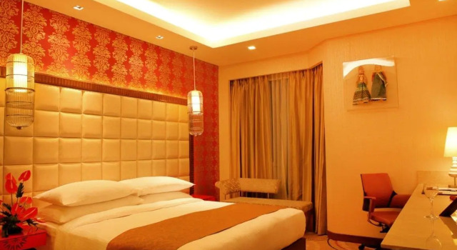 The Metropolitan Hotel and Spa New Delhi