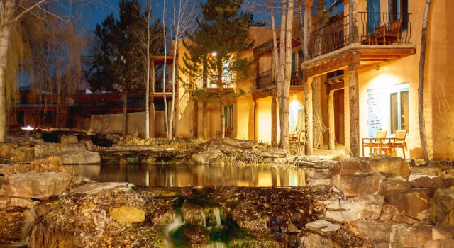 Двухместный люкс с видом на внутренний двор El Monte Sagrado Living Resort & Spa