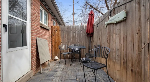 The Wash Park Getaway Private Patio, Rezerwuj Dom wakacyjny Hotele w Denver z parkingiem, w pobliżu Trve Brewing, Parking