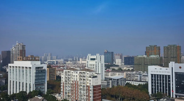 Двухместный номер Standard с видом на город Four Points by Sheraton Jiaxing