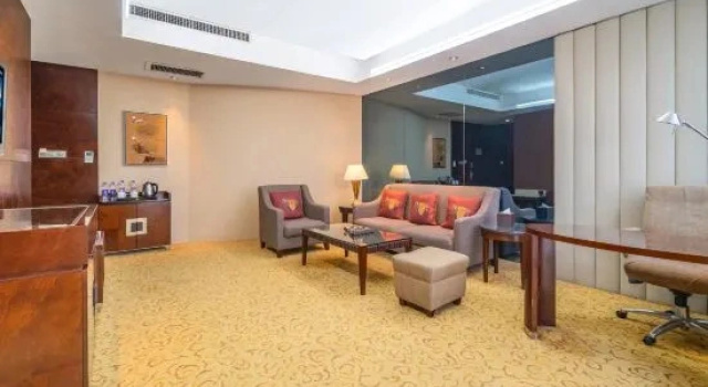 Люкс Business Zhongyou Garden Hotel - Zhengzhou