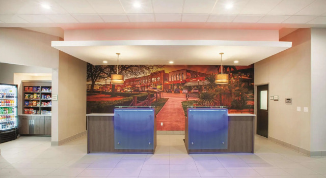 Номер Standard La Quinta by Wyndham San Marcos Outlet Mall