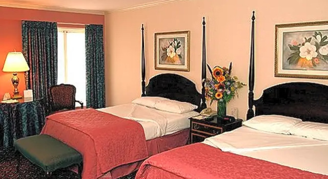 Четырёхместный номер Standard с балконом Hotel St. Marie