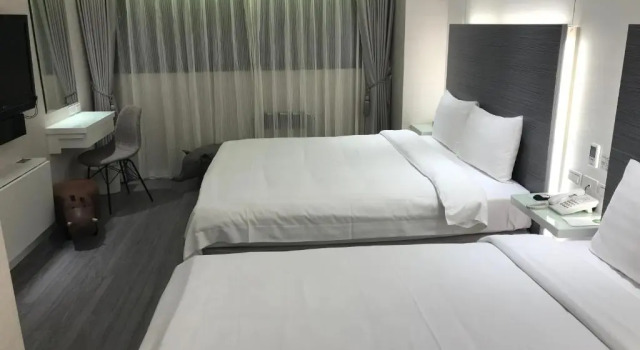 Номер Deluxe Golden Garden Hotel