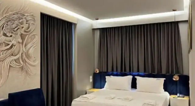 Standard Dreier Zimmer mit Balkon Area Hotel