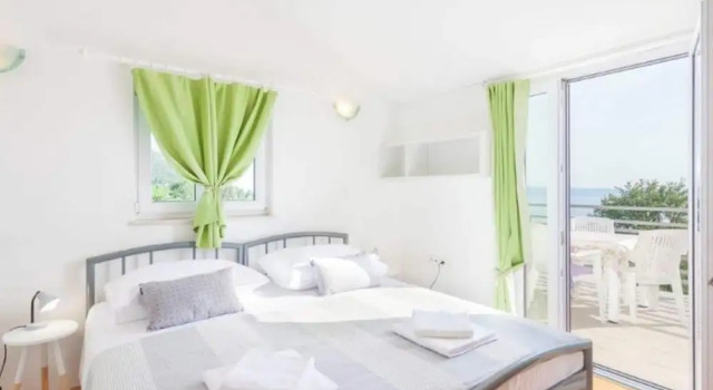 Gorgeous Villa in Tučepi with Private Swimming Pool, Rezerwuj Willa Hotele w Split-Dalmatia County z parkingiem, Parking