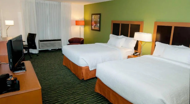 Четырёхместный номер Standard Fairfield Inn St. George